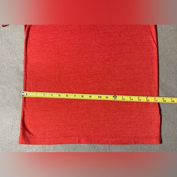 The North Face Men’s T-Shirt Small Red Short Sleeve Logo Tee Outdoor Casua - Picture 3 of 6